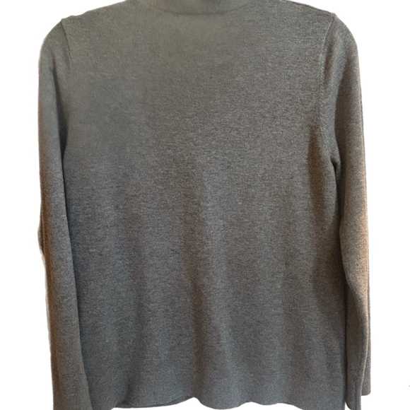 Lands’ End Women’s Gray Button Front Cardigan Sweater Small Knit Classic - Picture 2 of 6